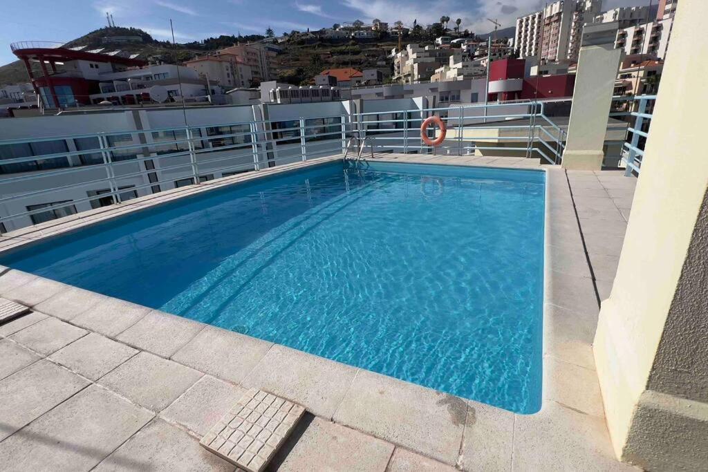 By The Sea III Lido - Com Piscina Apartment Funchal  Exterior photo